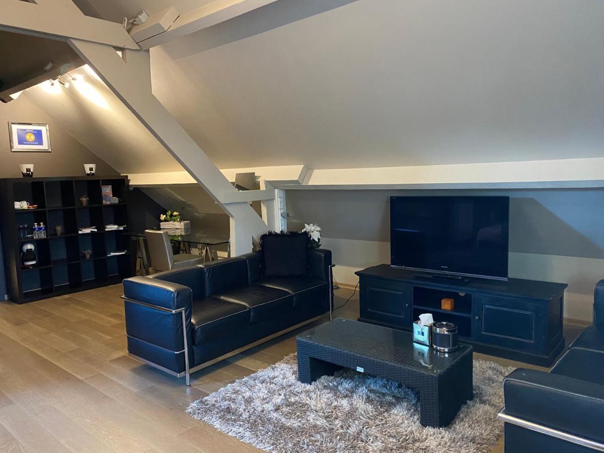 Cosy Studio Met Zwembad 베링겐 외부 사진